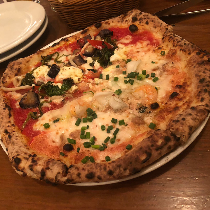 ピッツァ ハーフ&ハーフ(ピッツェリア マルデナポリ 世田谷本店)