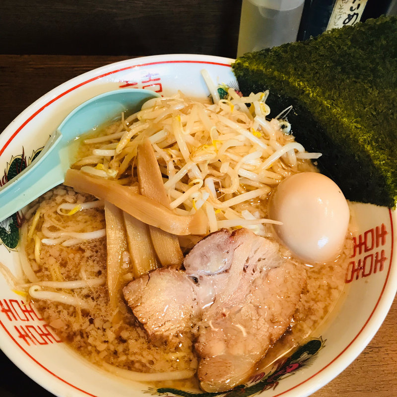 二番味 しょうゆ(東京屋台らーめん 翔竜)