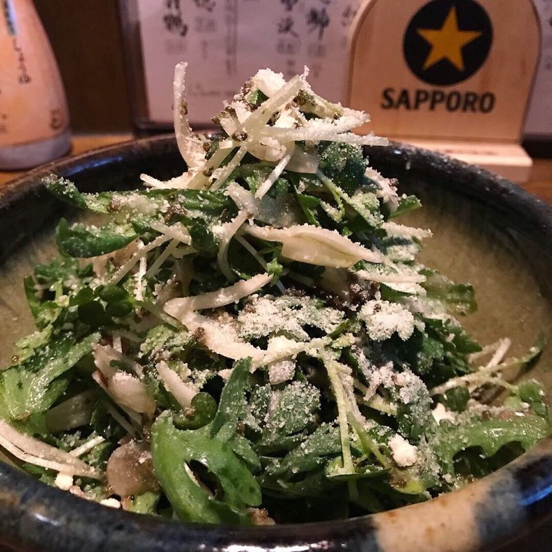 新玉と春菊のとんぶりサラダ(ロヂウラ)