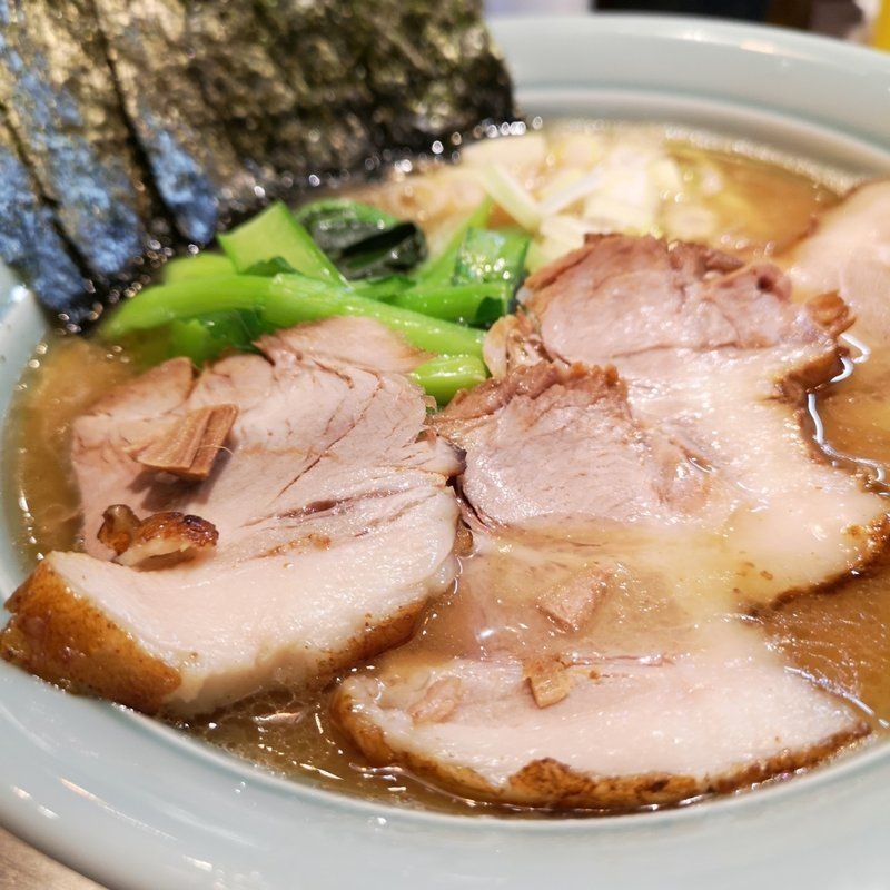 チャーシュー麺(とんこつラーメン 藤参)