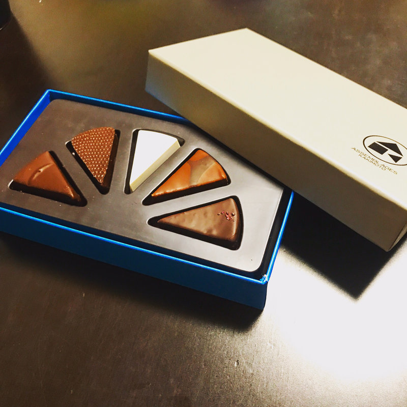 ボンボンショコラ(アサンブラージュカキモト)