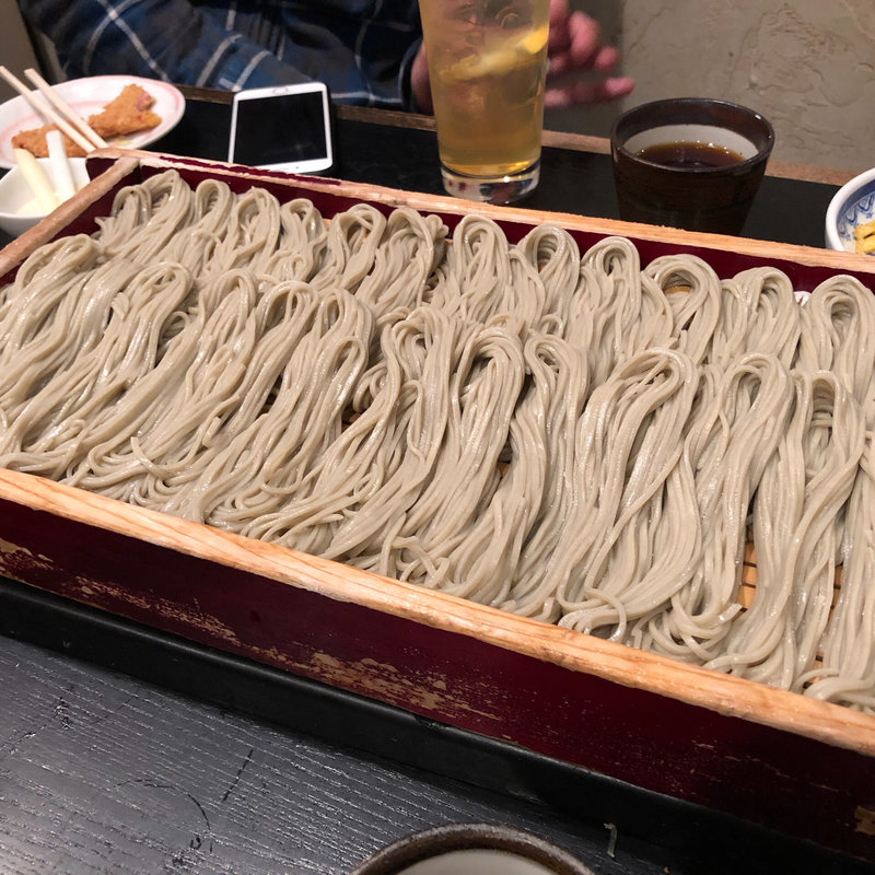 へぎ蕎麦(『須坂屋そば 三軒茶屋店』新潟名物へぎそばのお店)