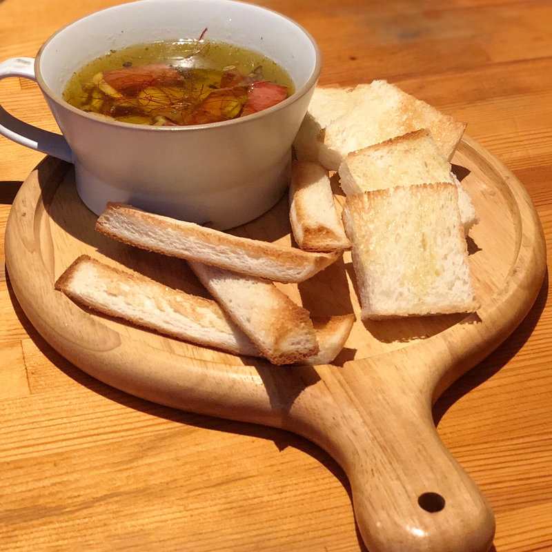 エビのアヒージョ(美々 )