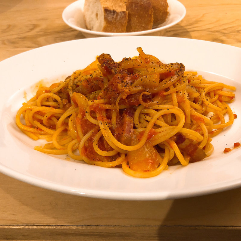 アマトリチャーナ(OSTERIA Osio Sotto)