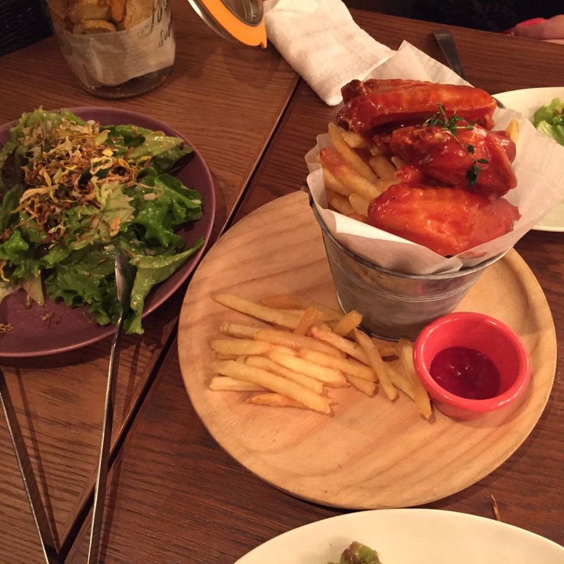 サラダ チキン(スパッカ アルバータ ルクアイーレ)