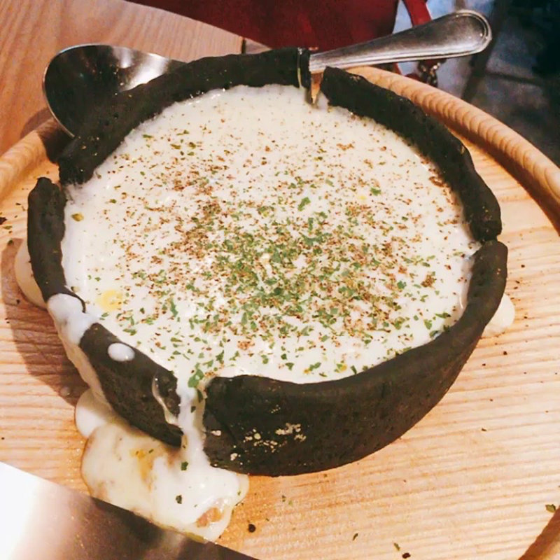 シカゴピザ(シカゴピザ＆イタリアンバル UNTITLED （アンタイトル）渋谷)