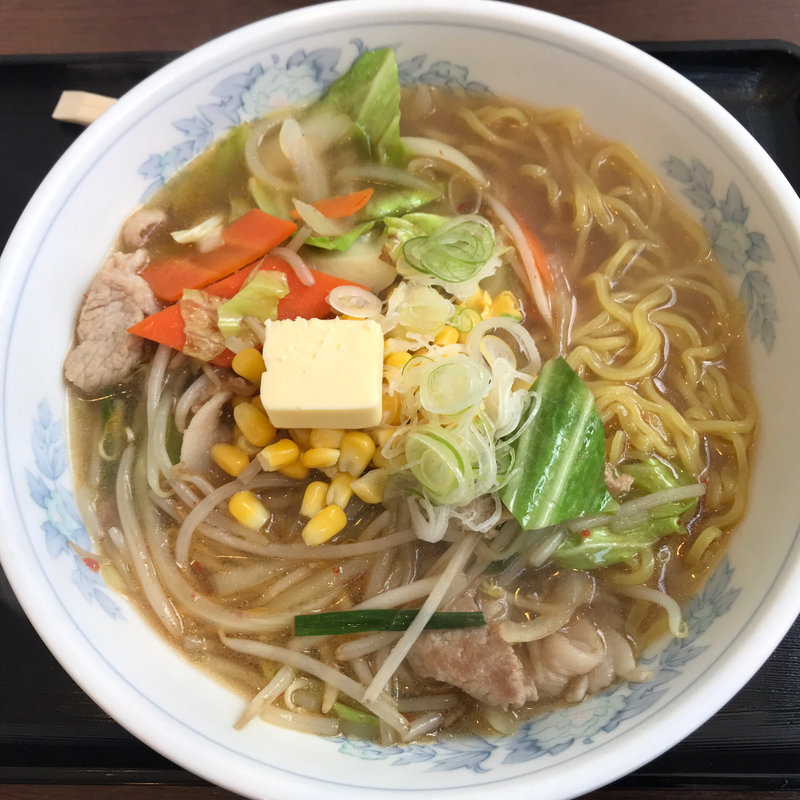 塩バターラーメン(旬菜もぐもぐ)