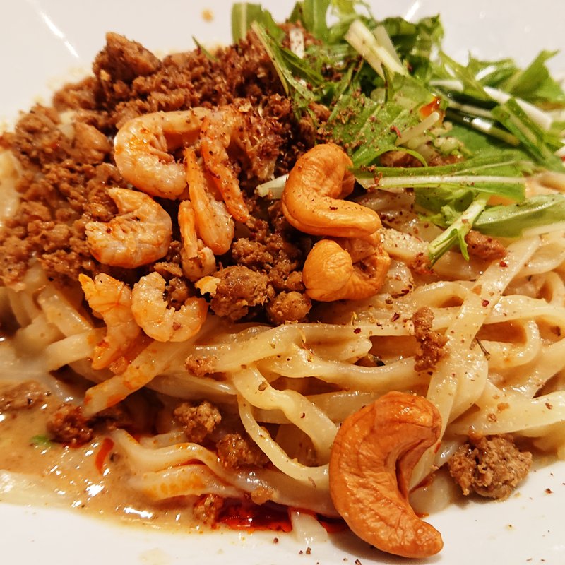 汁なし担々麺（シビれる）(175°DENO担担麺 札幌駅北口店)