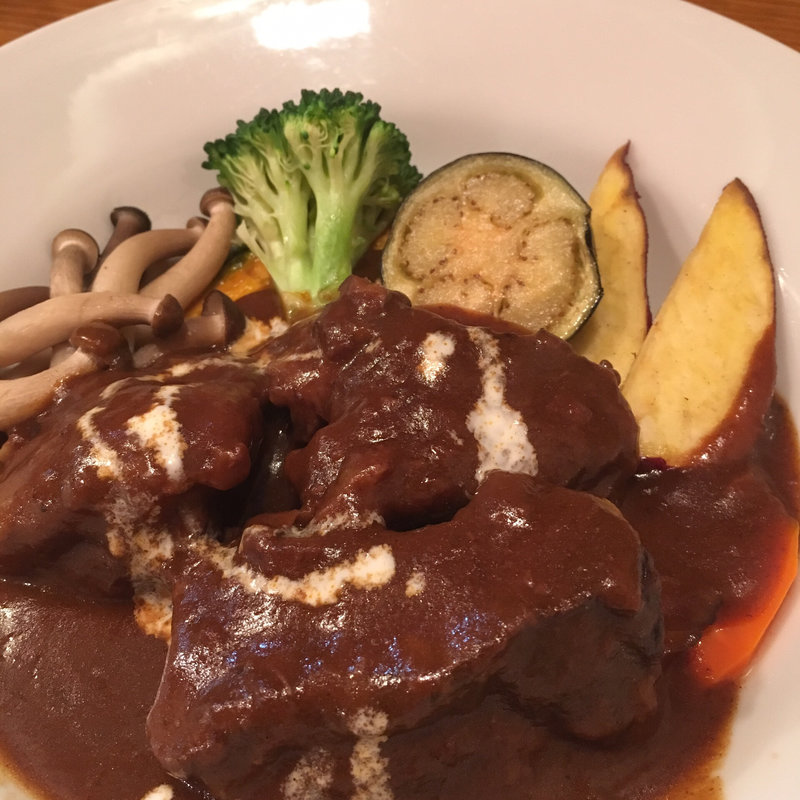 ビーフシチュー(グリル　ヒネもス )