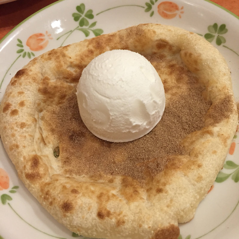 シナモンフォカッチャ(サイゼリヤ 天神橋筋六丁目店 )