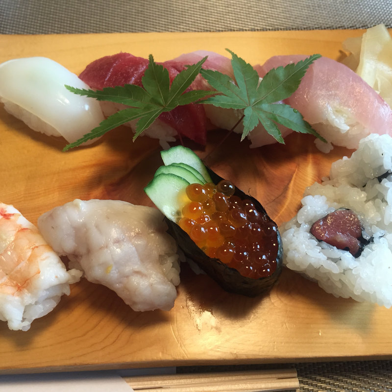 お寿司盛り合わせ(鮨富 )