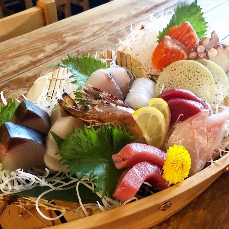 舟盛(居酒屋 あんじ 烏丸六角店 )