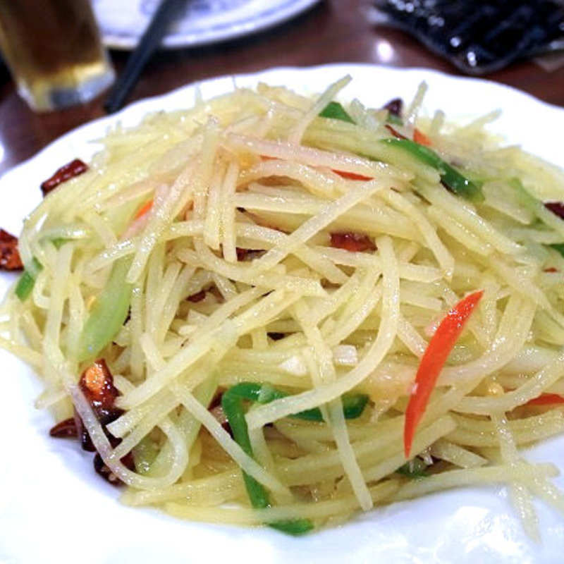 酸辣土豆丝（じゃがいもの酢辛子炒め）(アリヤ 清真美食 池袋店)