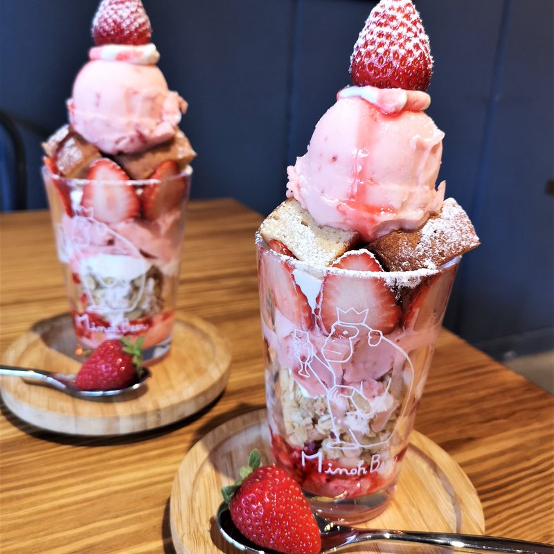 至福のいちごパルフェ(カフェ オランジュリー)