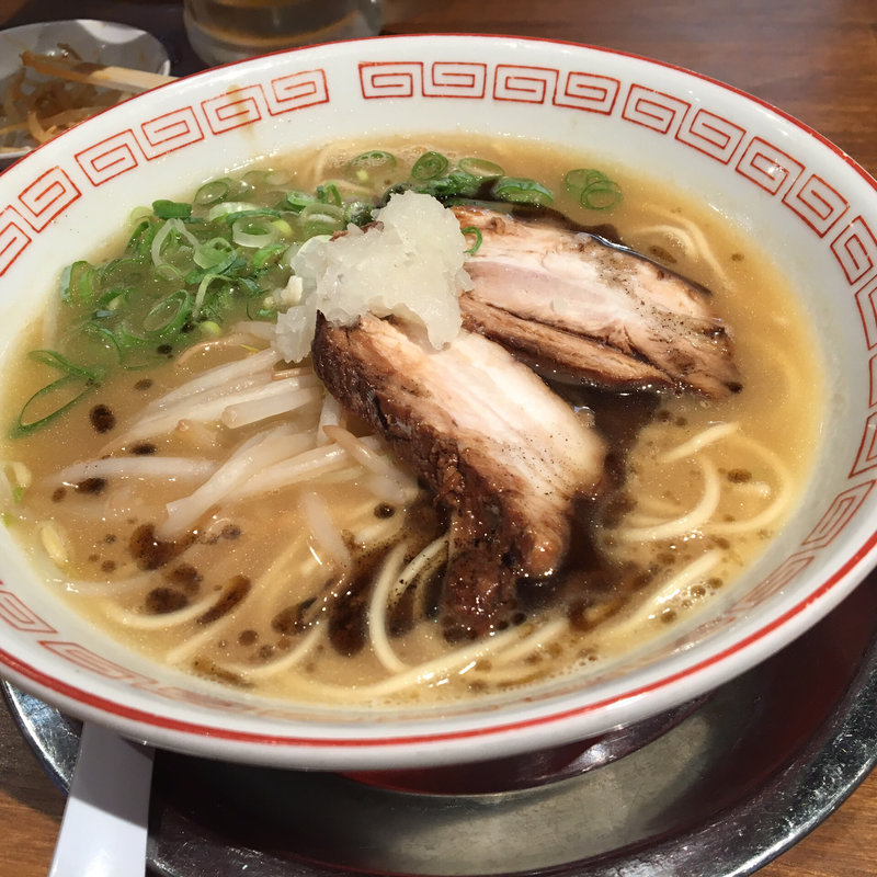 徳島ラーメン(淡路島ラーメン 東大)