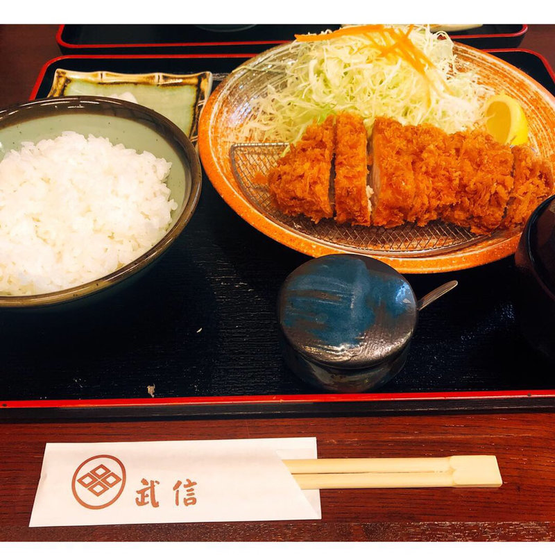 ロースカツ定食　竹(とんかつ武信 生田店)