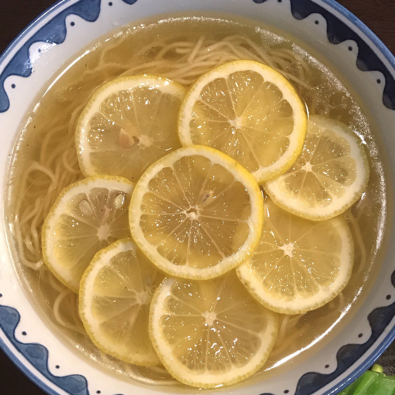 塩レモンそば(ガンコンヌードル)