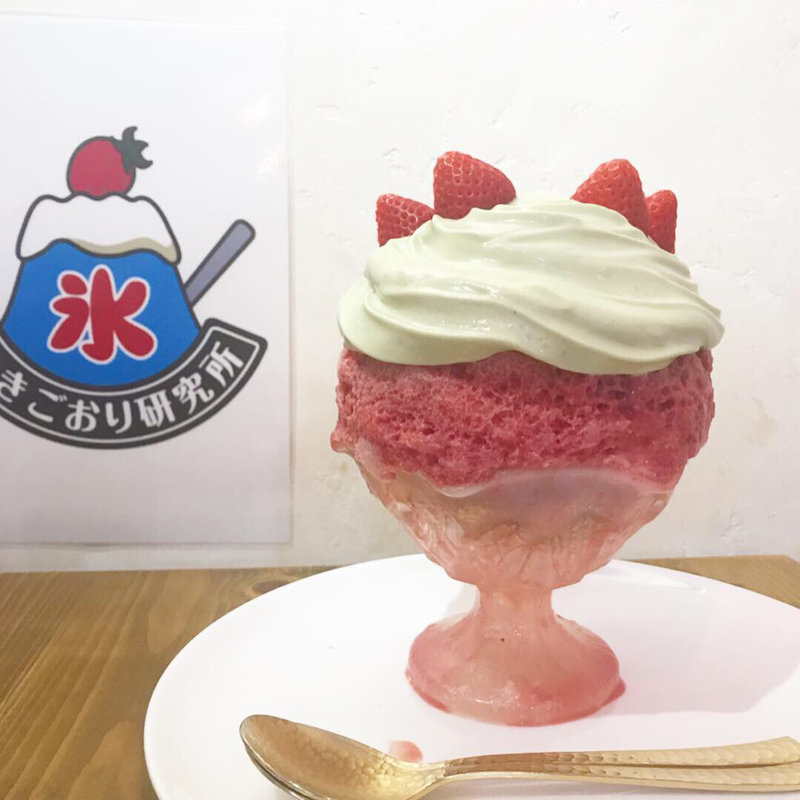 フランボワーズピスタチオエスプーマ氷(かき氷研究所)