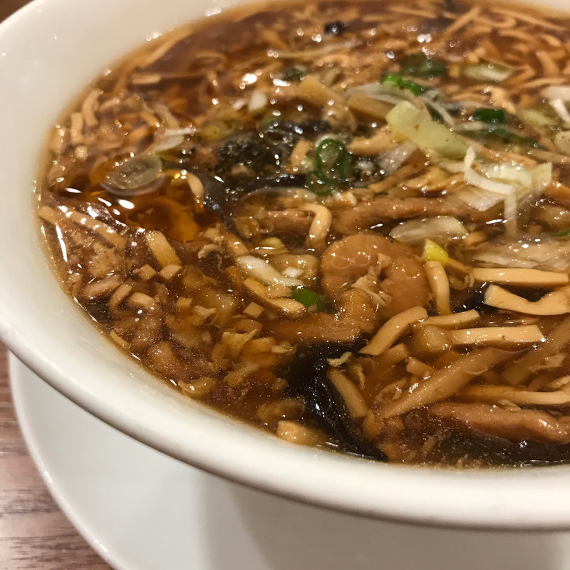 酸辣湯麺 と 小籠包のセット(鼎泰豐 高島屋京都店 （鼎泰豊 ディンタイフォン）)