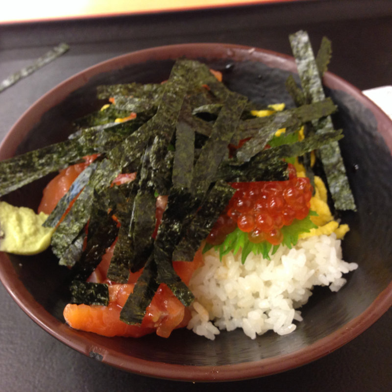 海鮮丼(とれとれ横丁 )