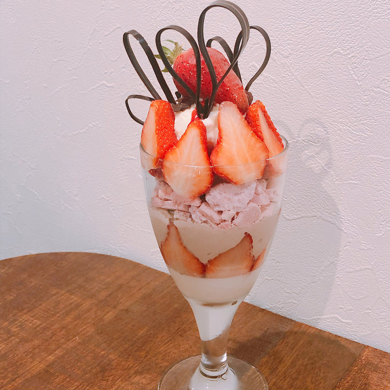 ベリーベリーハッピーベリーパフェ2(sesshi)