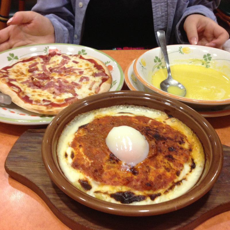 ピザ ドリア(サイゼリヤ)