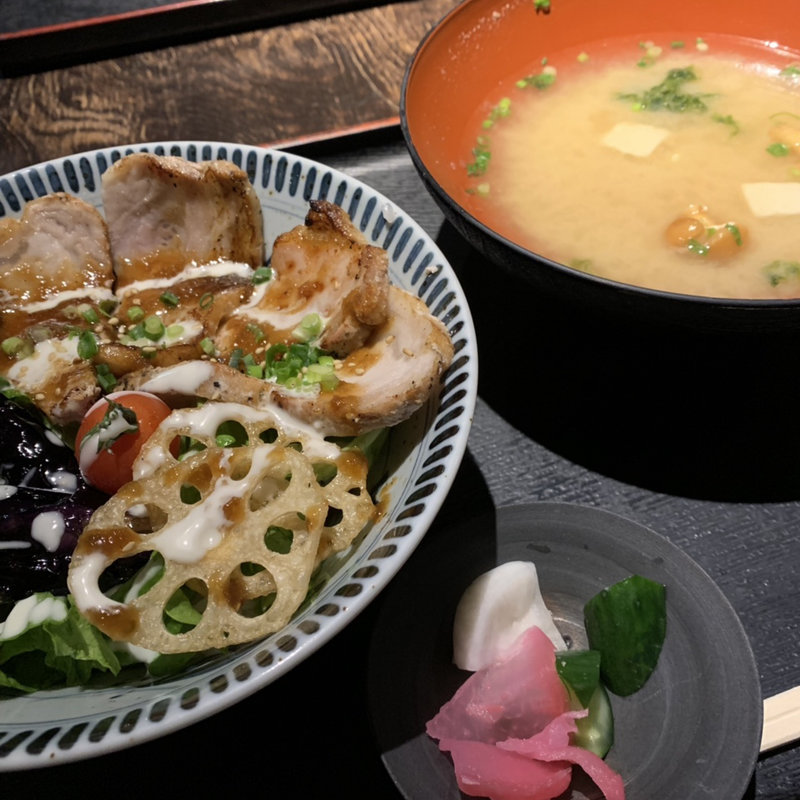 (備中屋長左衛門)