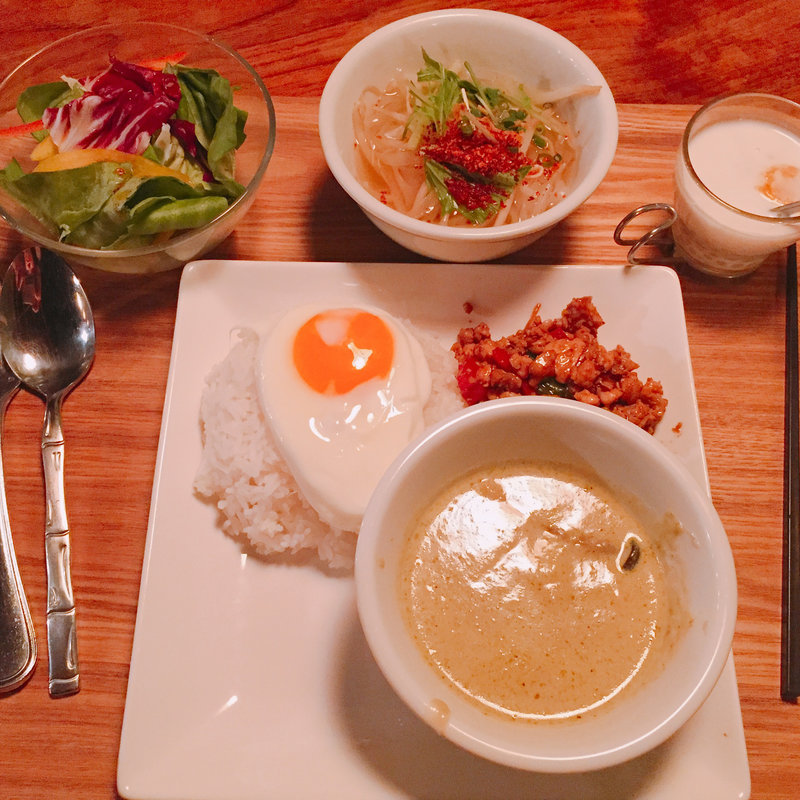 ガパオライス/グリーンカレー(モンスーンカフェ 渋谷 （Monsoon Cafe）)