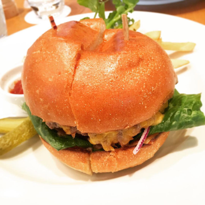 サラベスグレートバーガー(Sarabeth's 品川店)