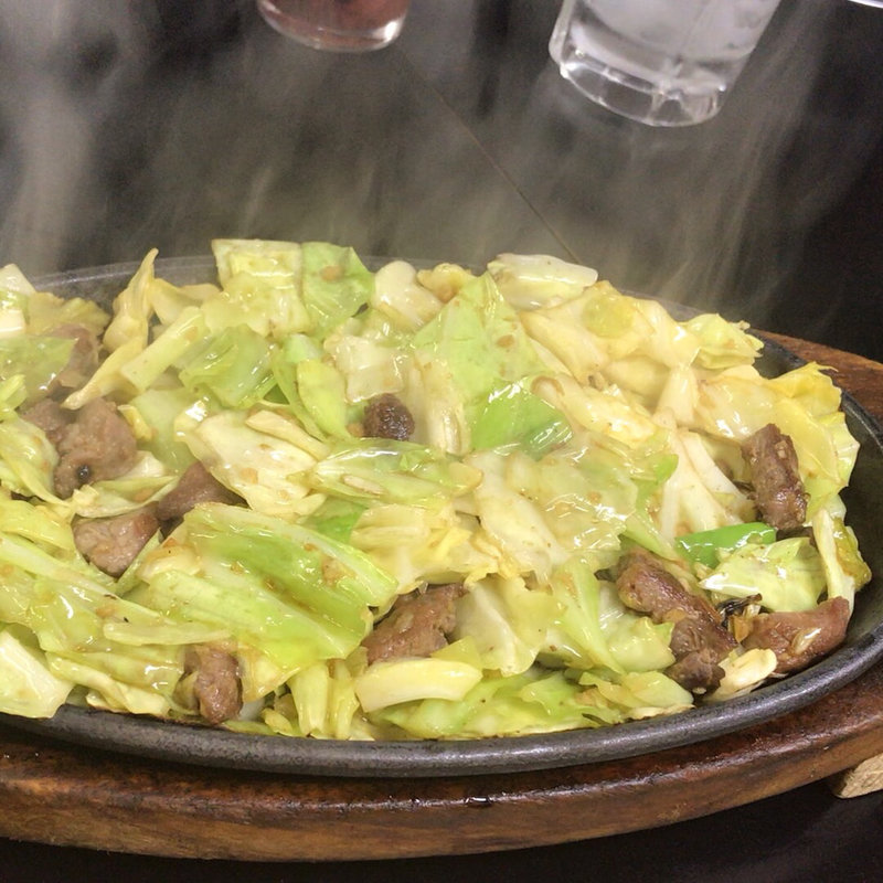 鉄板焼1人前(元祖びっくり亭 本店)