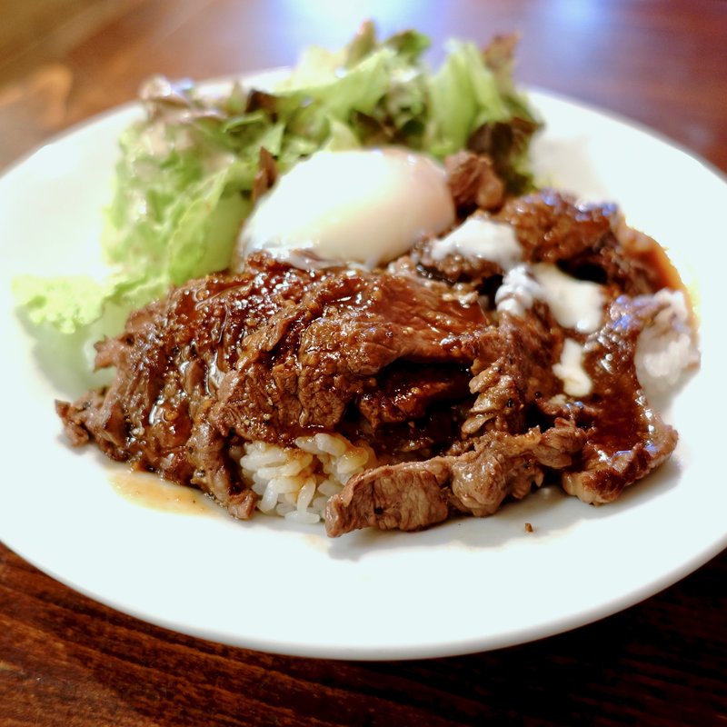 ハラミ丼（並）+半熟卵(かうぼーい 日本橋店)