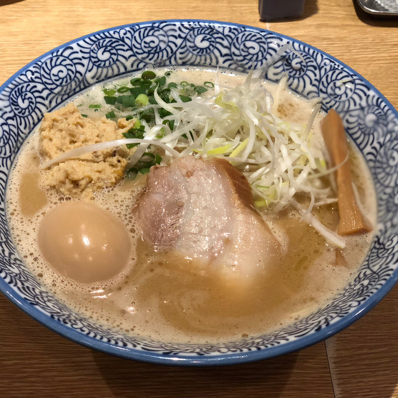 特製濃厚魚介らーめん(麺屋 一燈 （いっとう）)