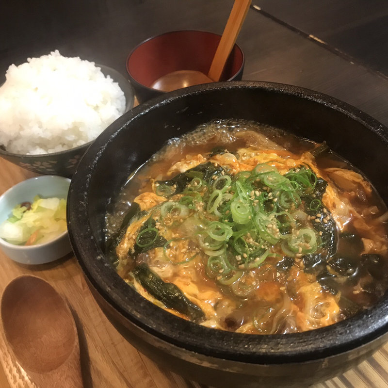 カルビスープ(浪花焼肉 肉タレ屋)