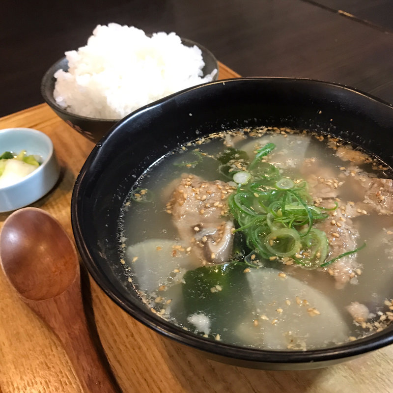 テールスープ定食(浪花焼肉 肉タレ屋)