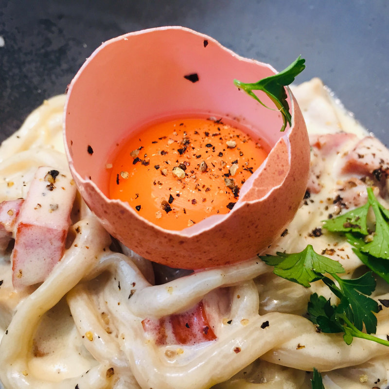 トスカーナ州piciのカルボナーラ(カイノヤ （CAINOYA）)