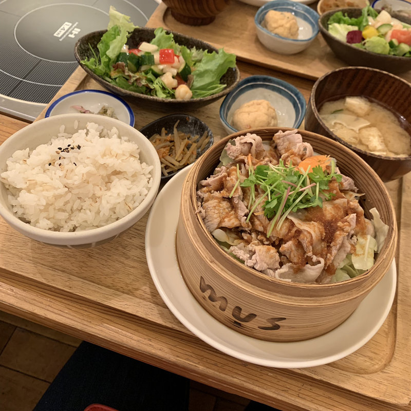 musランチ 豚と野菜のせいろ蒸し(蒸し料理専門店mus)