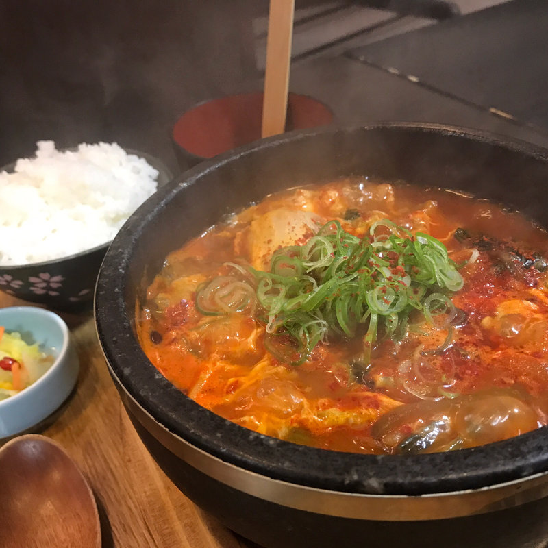 ユッケジャンスープ(浪花焼肉 肉タレ屋)