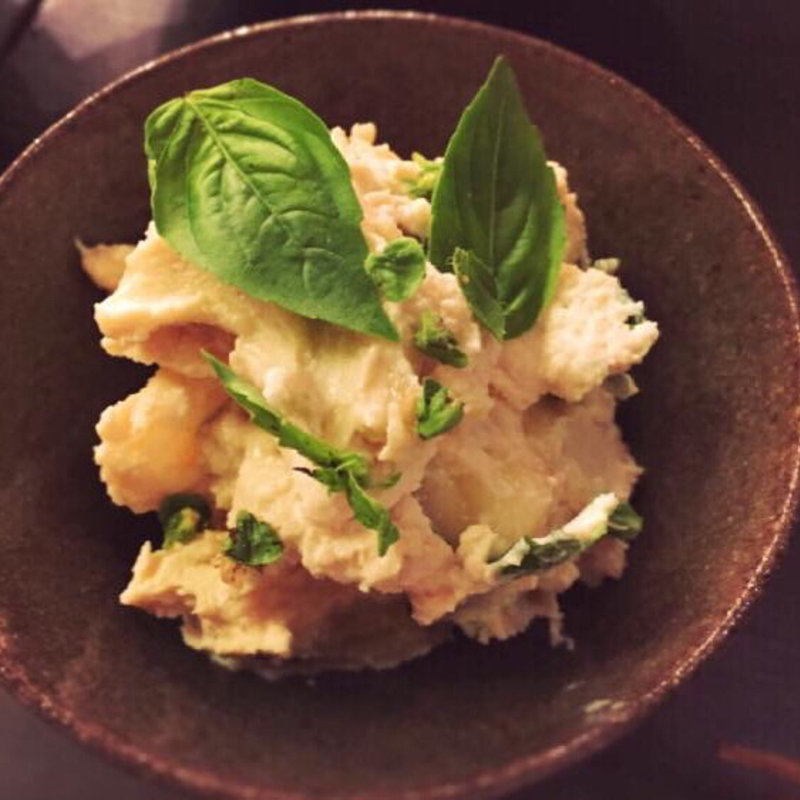 白桃とバジル リコッタチーズの白和え(醸造科 oryzae)