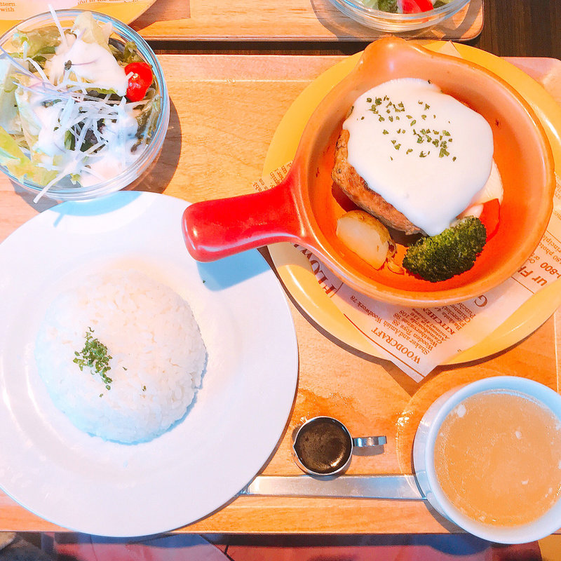 チーズ屋さんのチーズフォンデュハンバーグ(cheese table 池袋店)