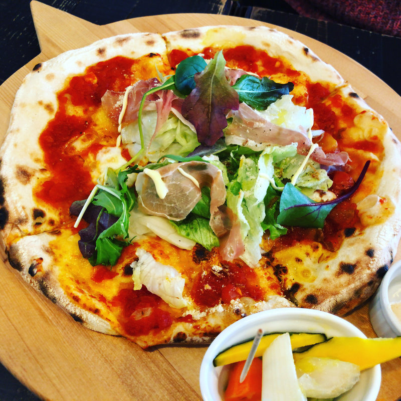 生ハムとリーフのピザ(サミープー （Sammy Pooh!!）)