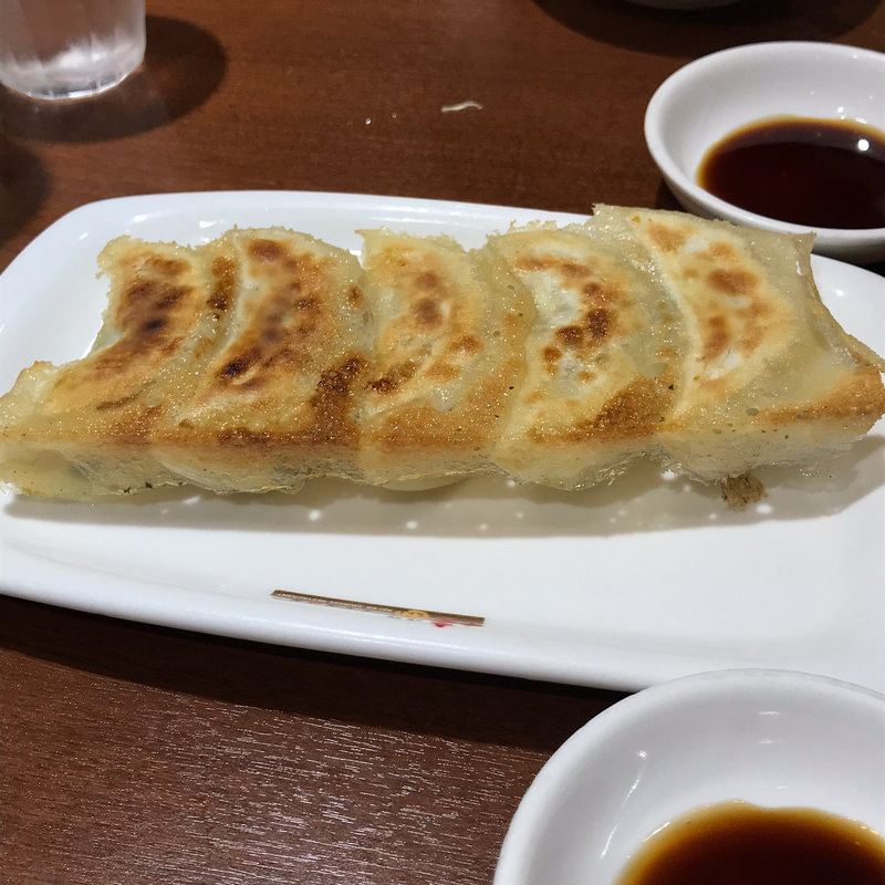 餃子(桂園 人形町店)