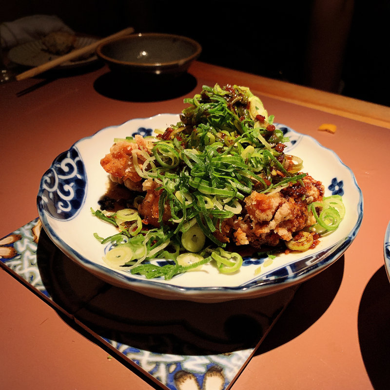 鶏のざくざくあげ 葱たっぷりソース (なっぱごちそう 目黒)