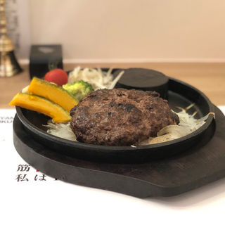 赤身肉ハンバーグ(金山筋肉ん)