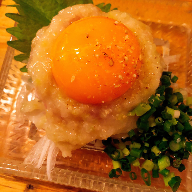 鶏塩ユッケ(MECCA （メッカ）)