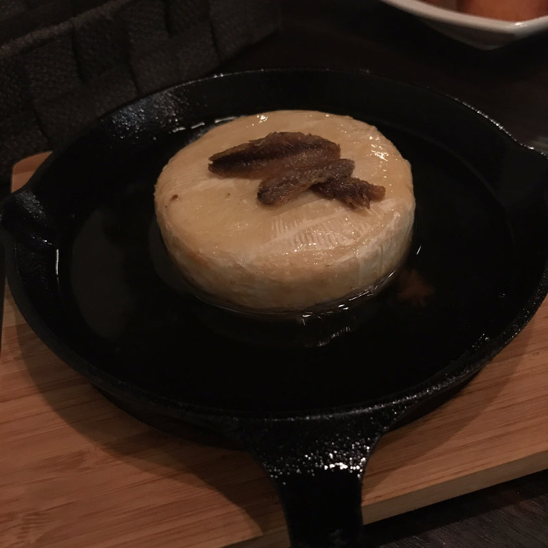 チーズのアヒージョ(ロジカ （ROJICA）)