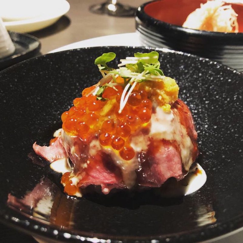 (VIEW & DINING THE SKY)