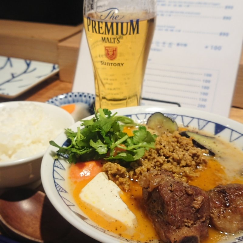 粗びきキーマカレー豚汁(ごちそうとん汁)