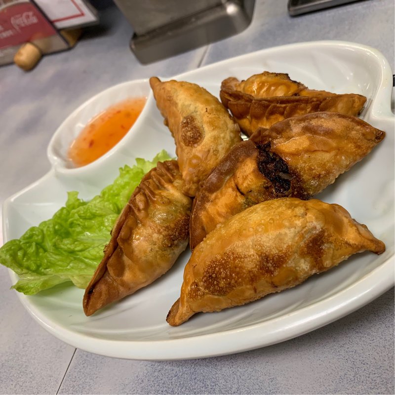 揚げ餃子(中華料理 満腹亭)