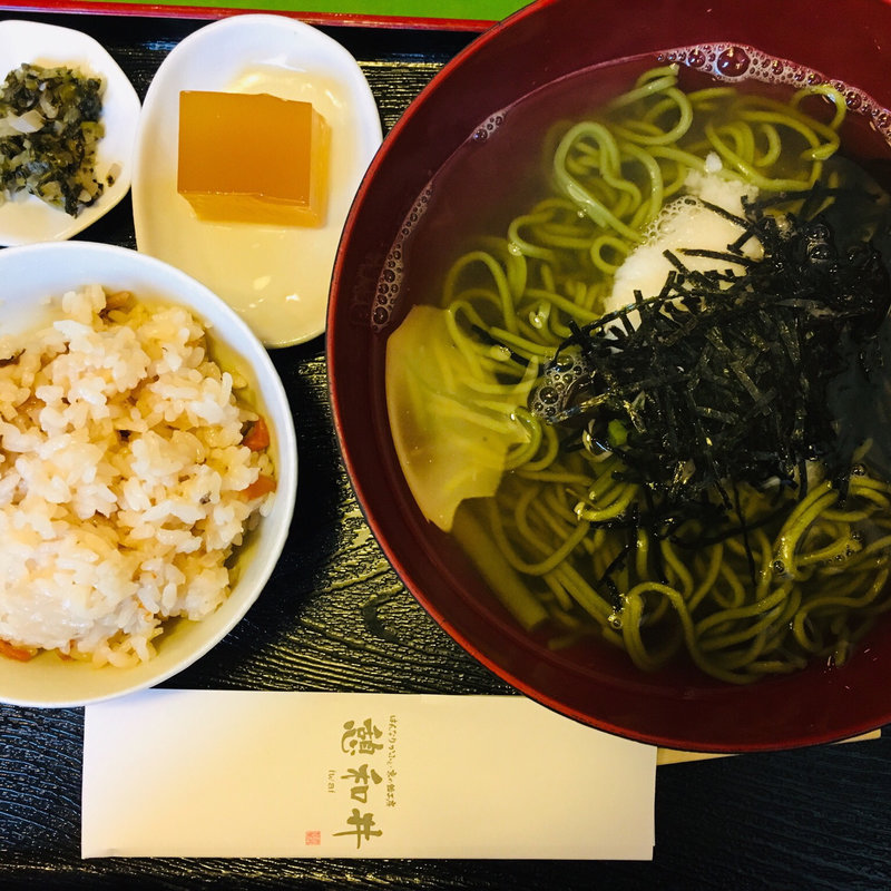 茶そばセット(憩和井 平等院店 （iwai）)