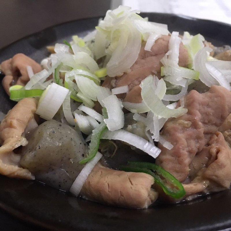 モツ煮(女良食堂)